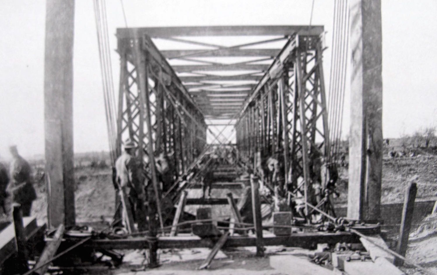 The tunnellers erecting the frame of the bridge over the canal du Nord at Havrincourt